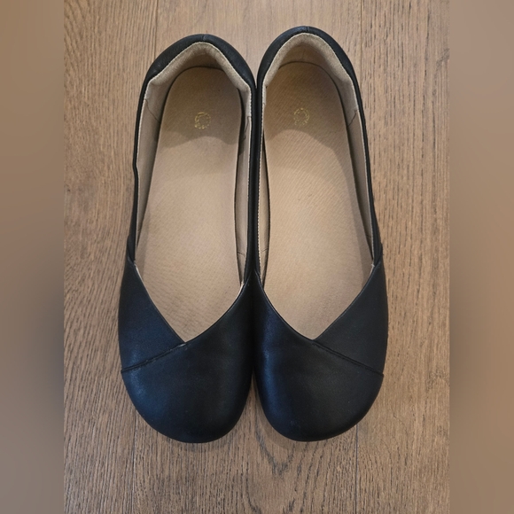 Xero Shoes Barefoot Phoenix Leather - Women's Dressy Flat - Picture 3 of 6